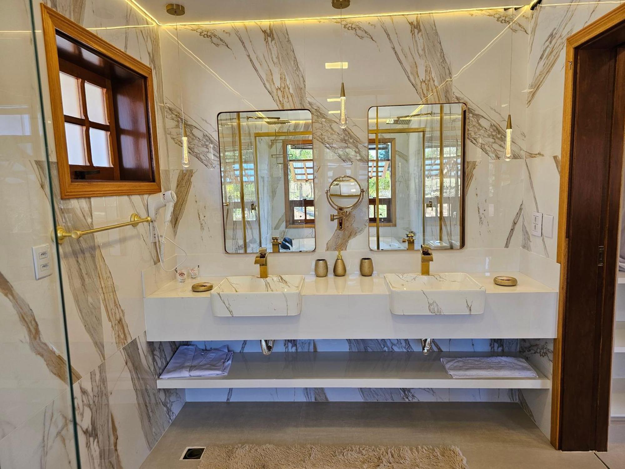 Monte Silvestre Hotel 3*