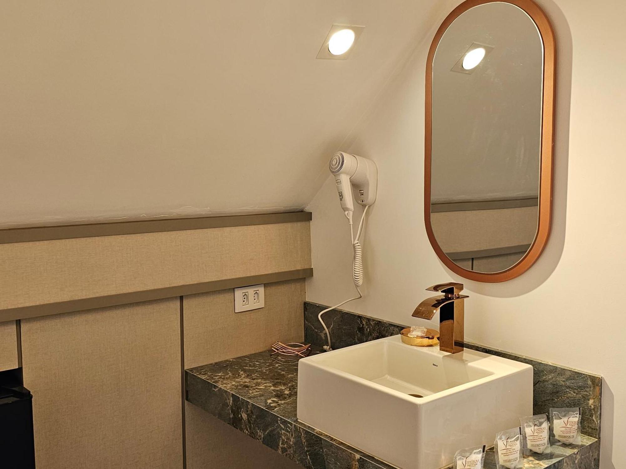 Hotel Monte Silvestre 3*