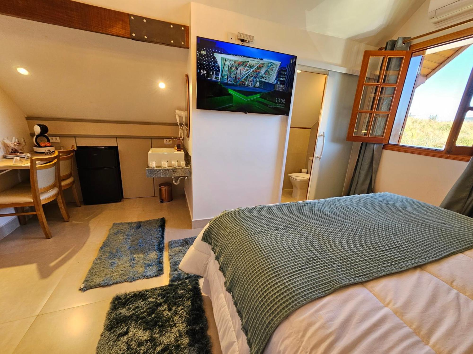 Monte Silvestre Hotel 3*
